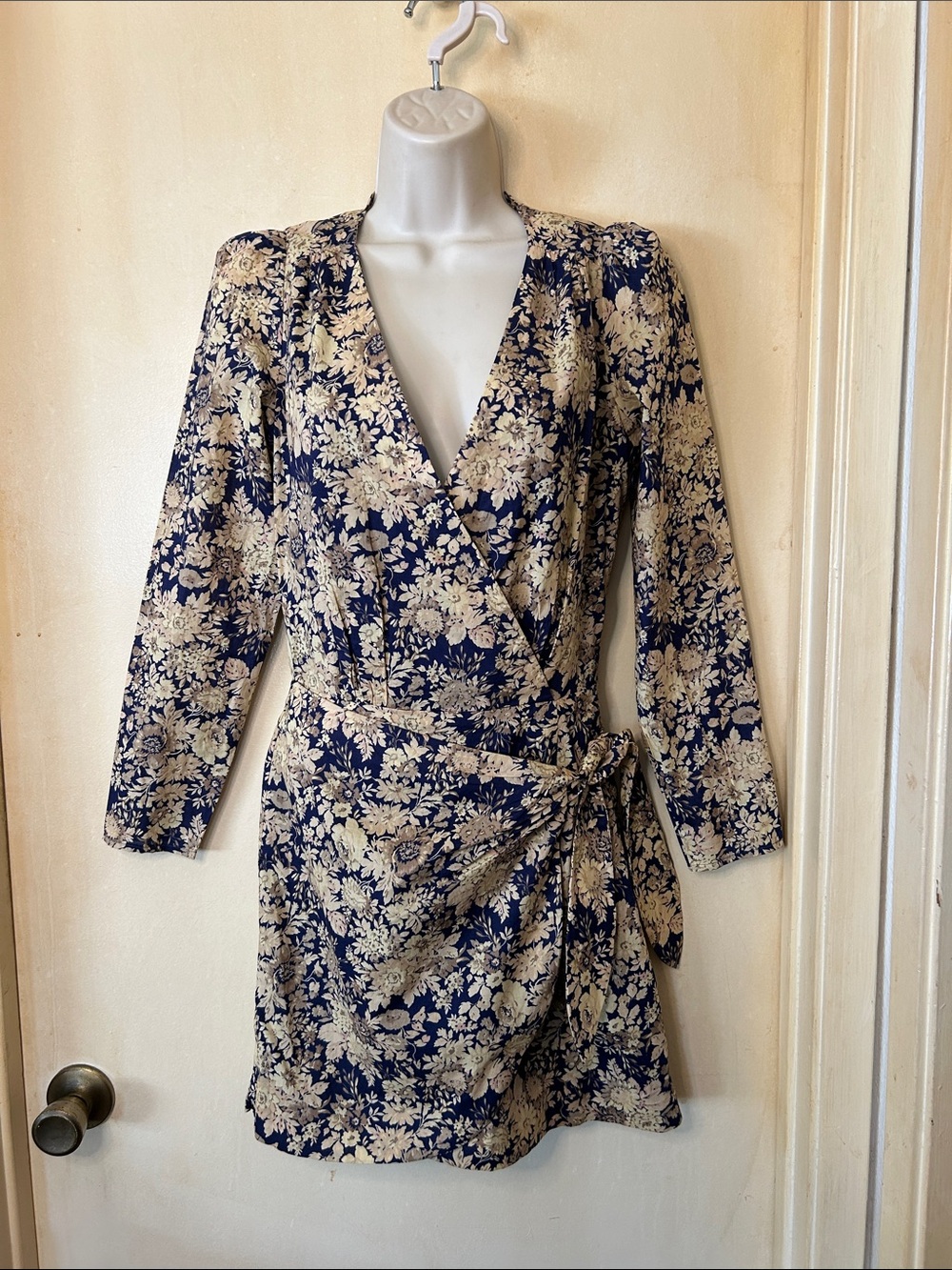 Sezane Noemia Country Flower Navy and Tan Mini Wrap Dress size 34/4